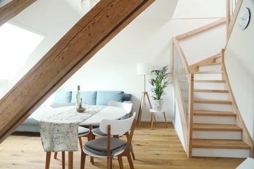 Ruedlins-Winzerhof Apartment Ауген Екстериор снимка